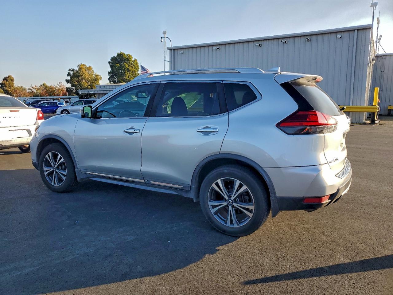 NISSAN ROGUE SV