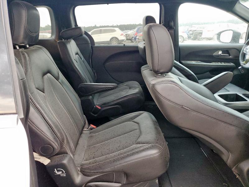 2025 CHRYSLER VOYAGER LX #3293273424