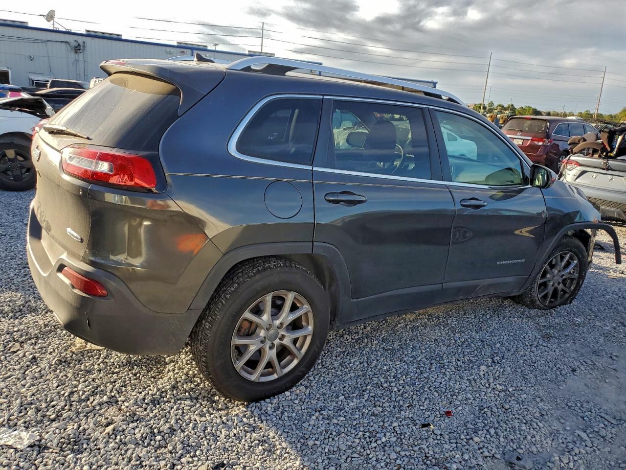 JEEP GRAND CHEROKEE LATITUDE