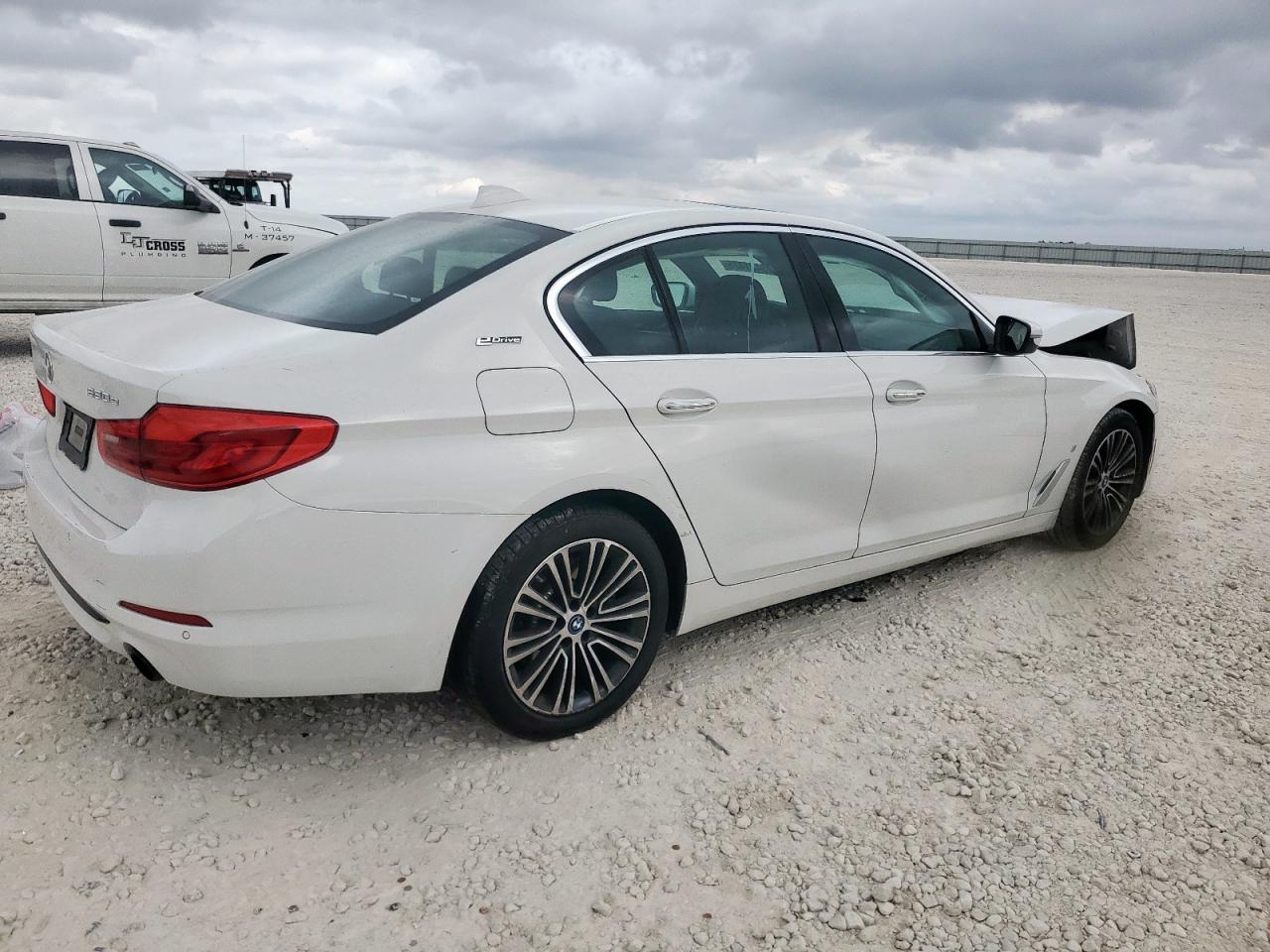BMW 5 SERIES 530E