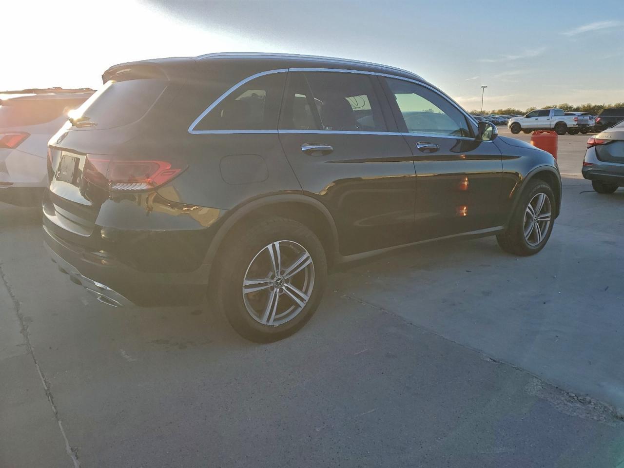 MERCEDES-BENZ GLC-CLASS 300