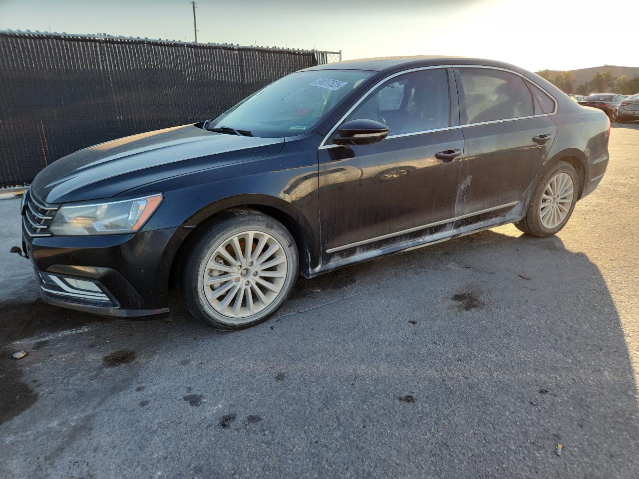 VOLKSWAGEN PASSAT SE