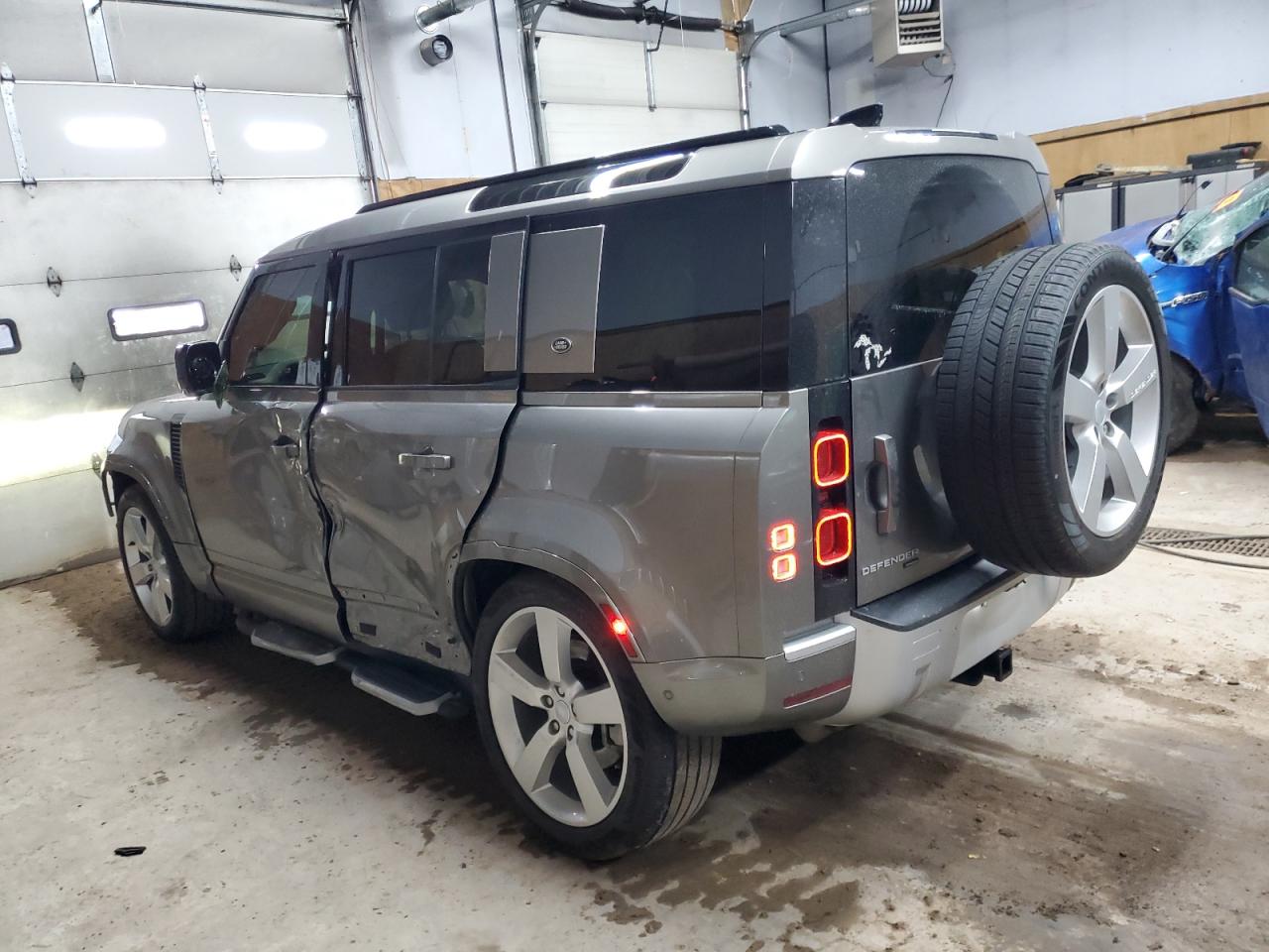 LAND ROVER DEFENDER 110 XS EDITION