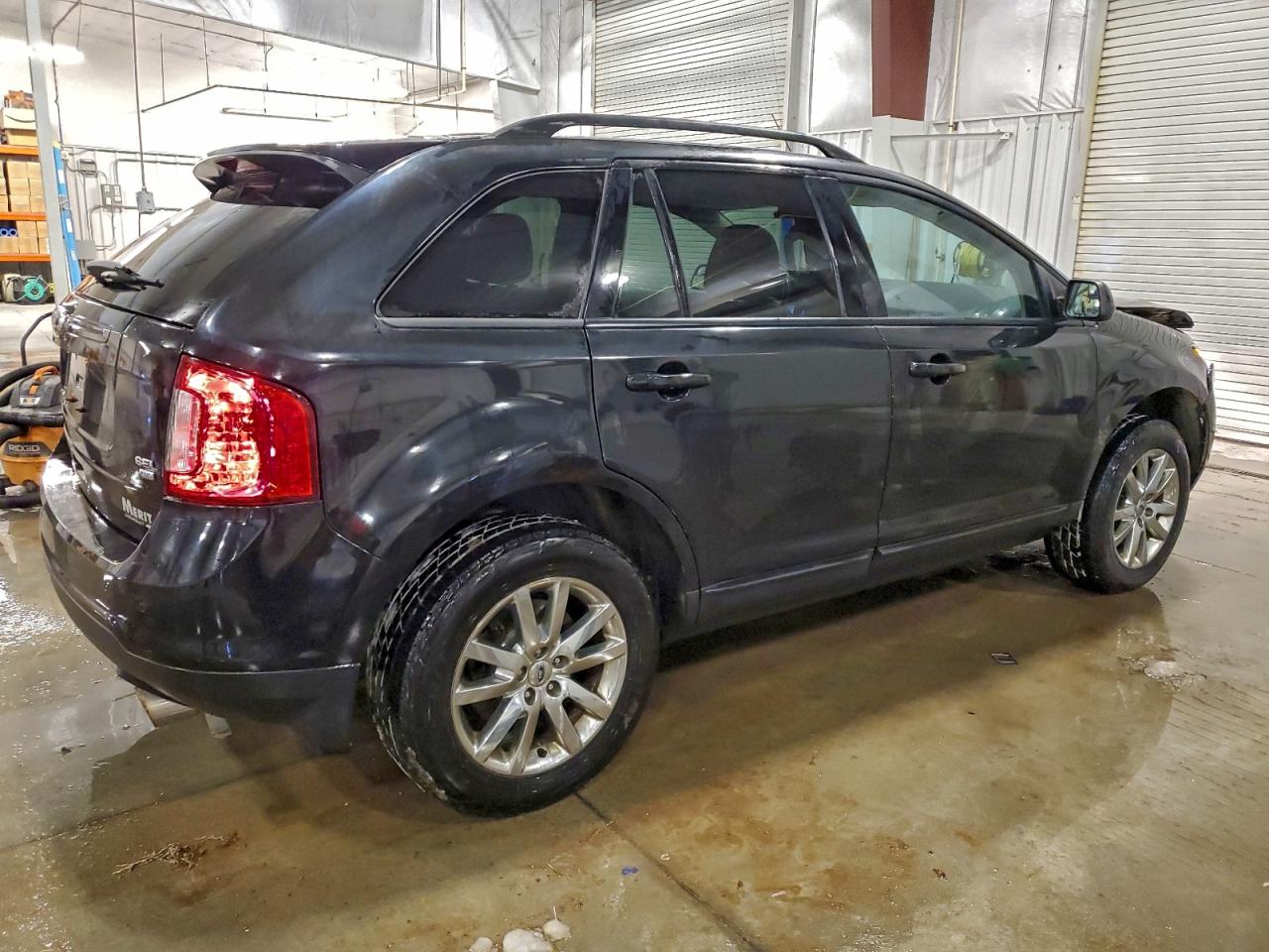 FORD EDGE SEL
