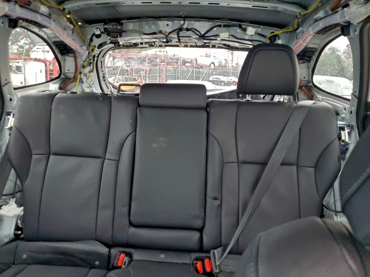 SUBARU OUTBACK LIMITED