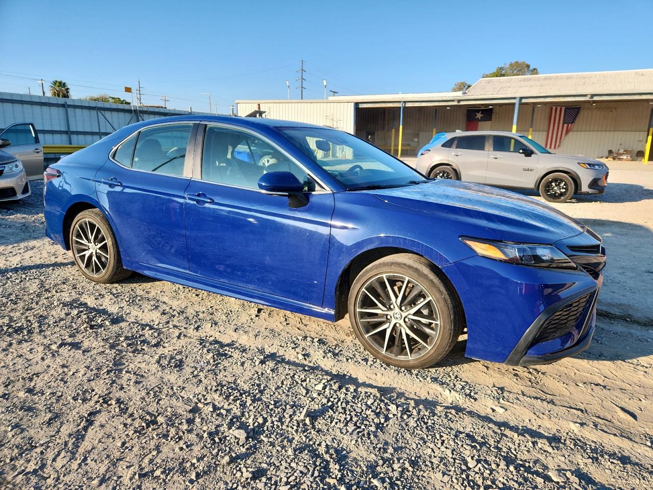 TOYOTA CAMRY SE NIGHT SHADE