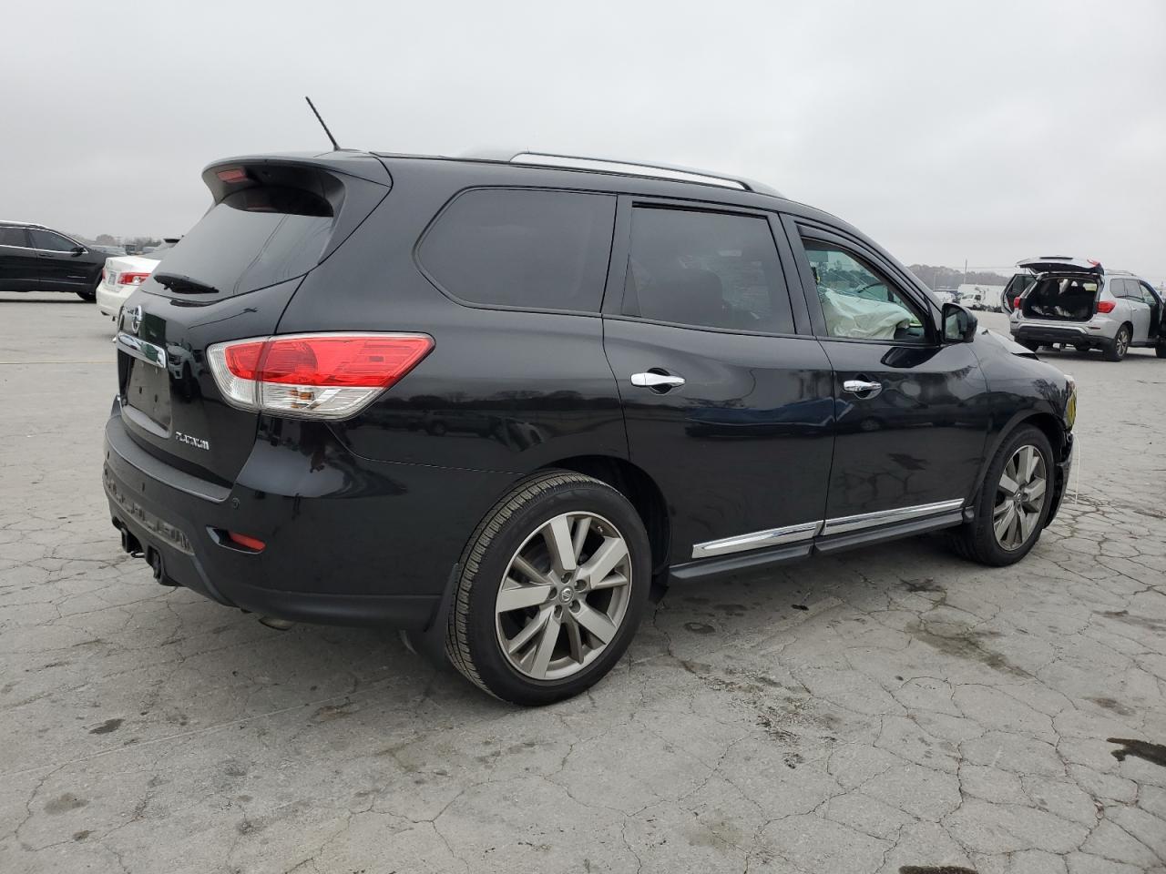 NISSAN PATHFINDER S