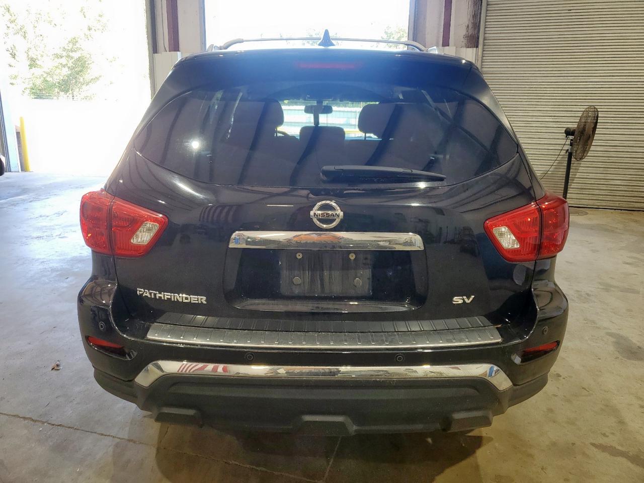 NISSAN PATHFINDER SV