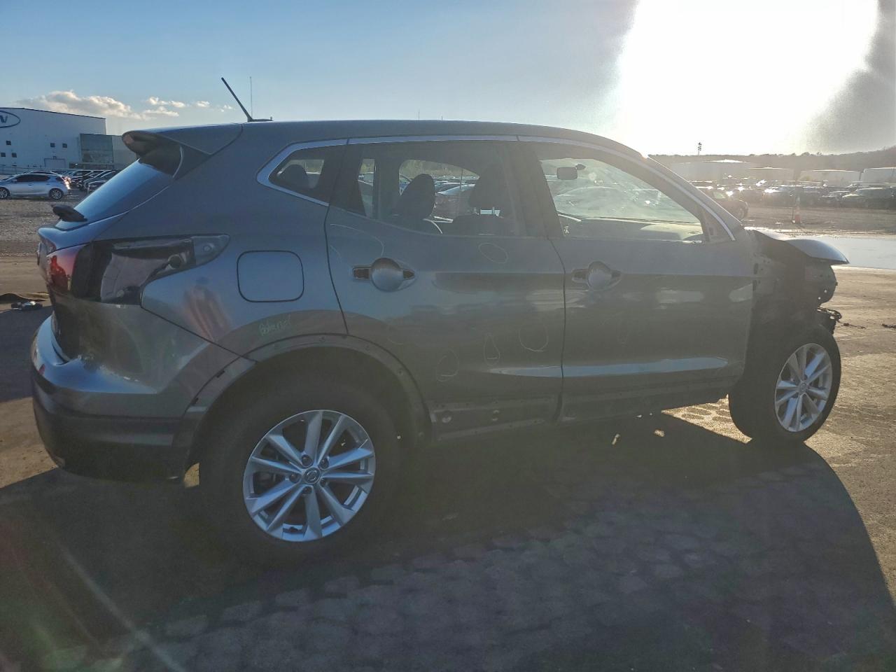 NISSAN ROGUE SPORT S