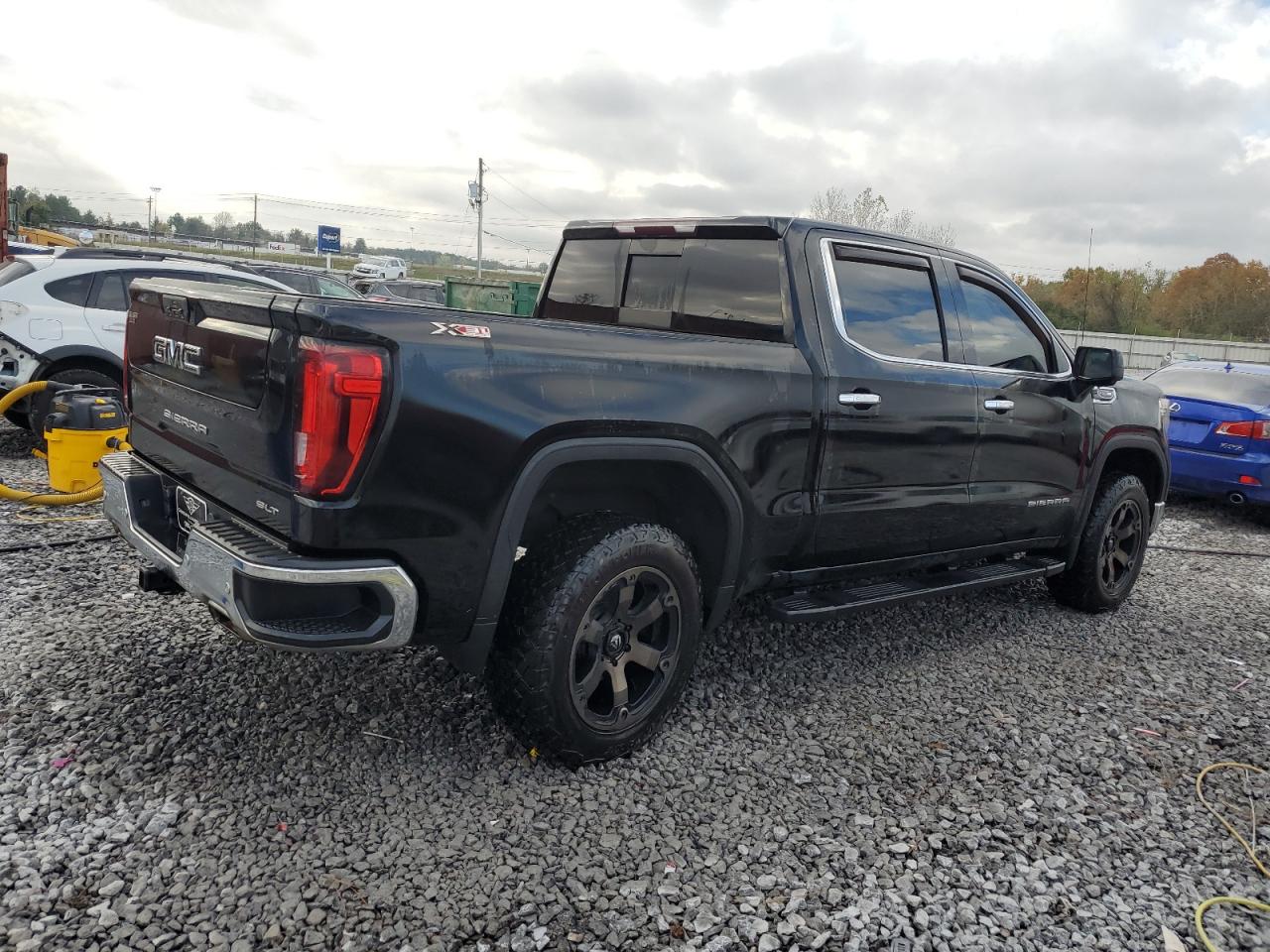 GMC SIERRA K1500 SLT