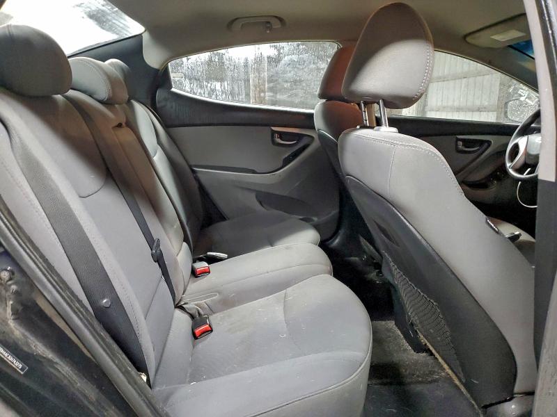 2016 HYUNDAI ELANTRA SE #3304738931