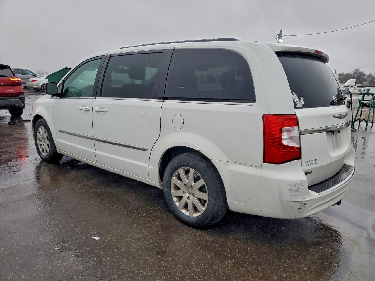 CHRYSLER TOWN & COUNTRY TOURING