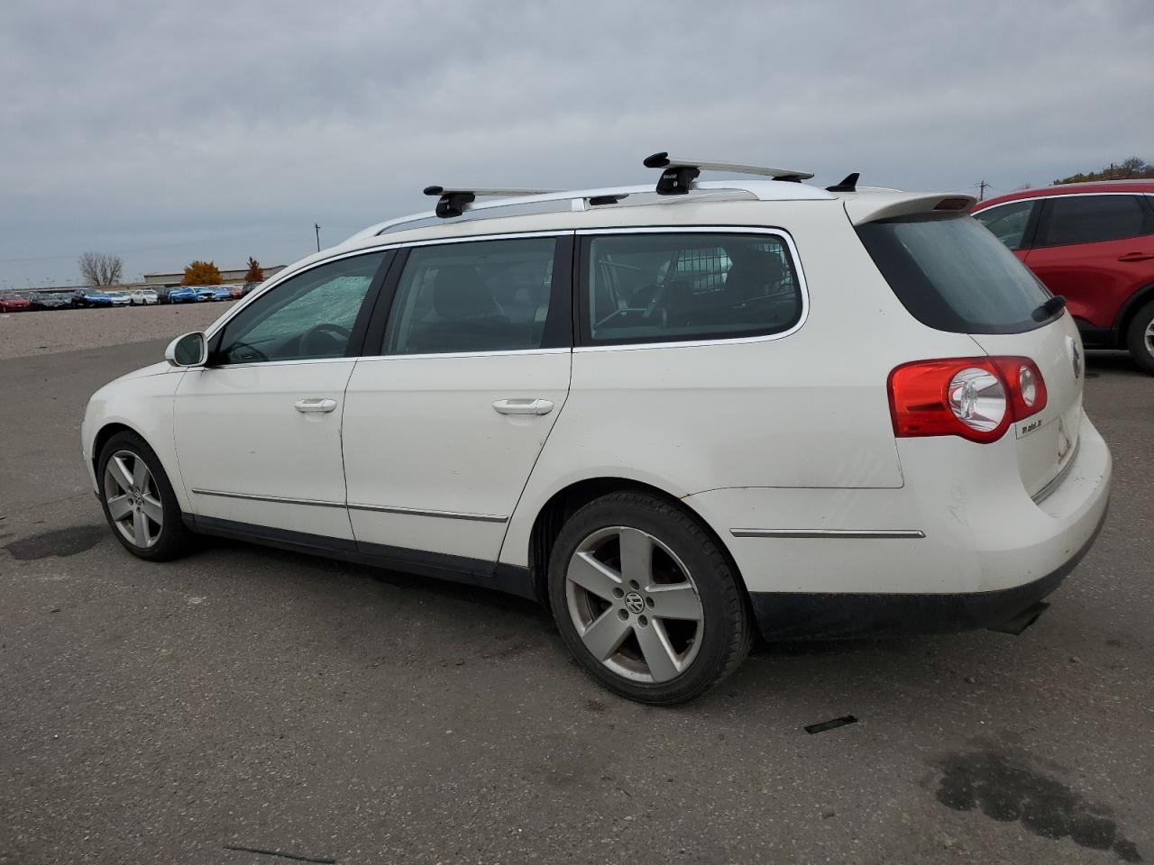 VOLKSWAGEN PASSAT KOMFORT