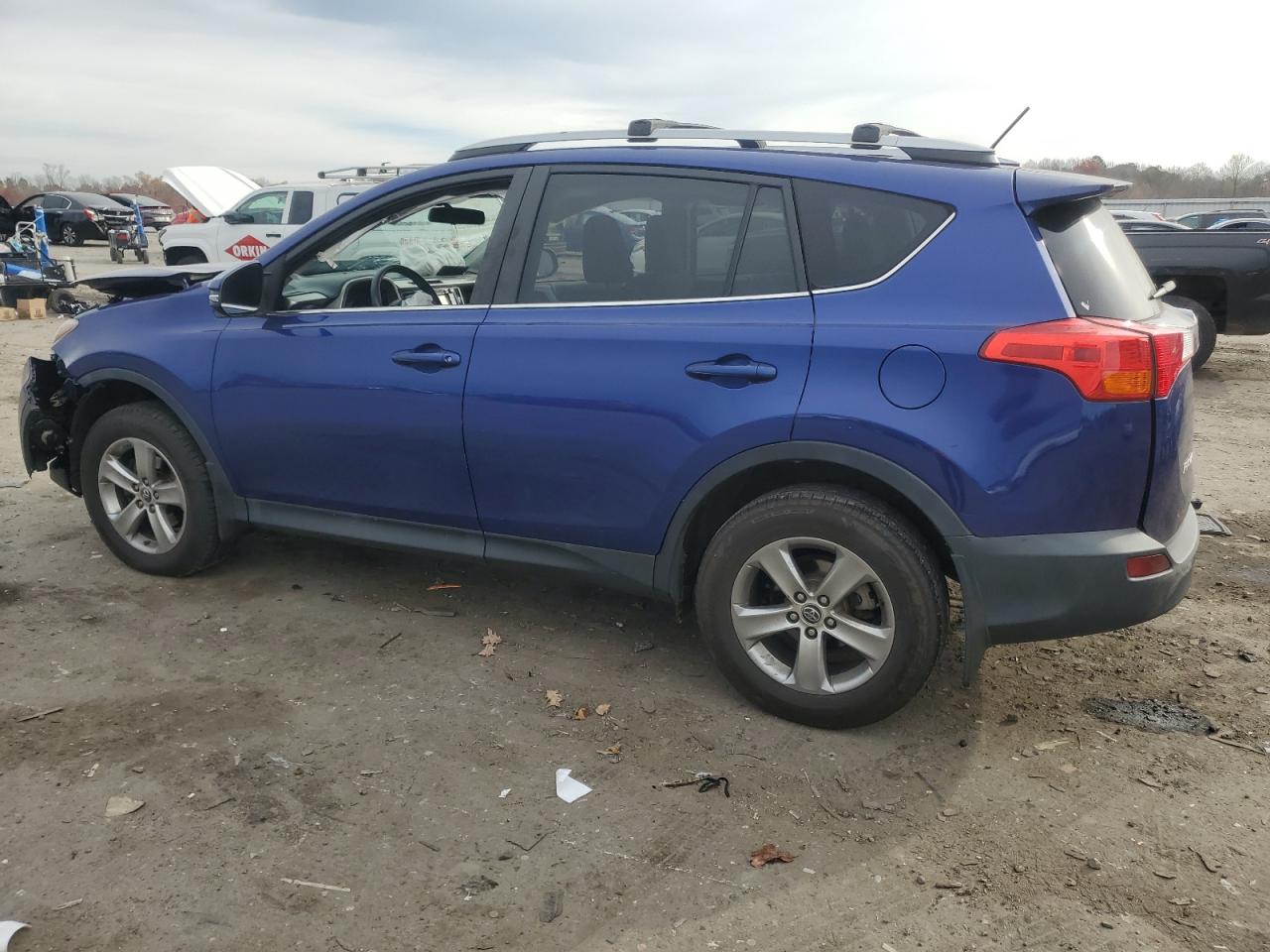 TOYOTA RAV4 XLE