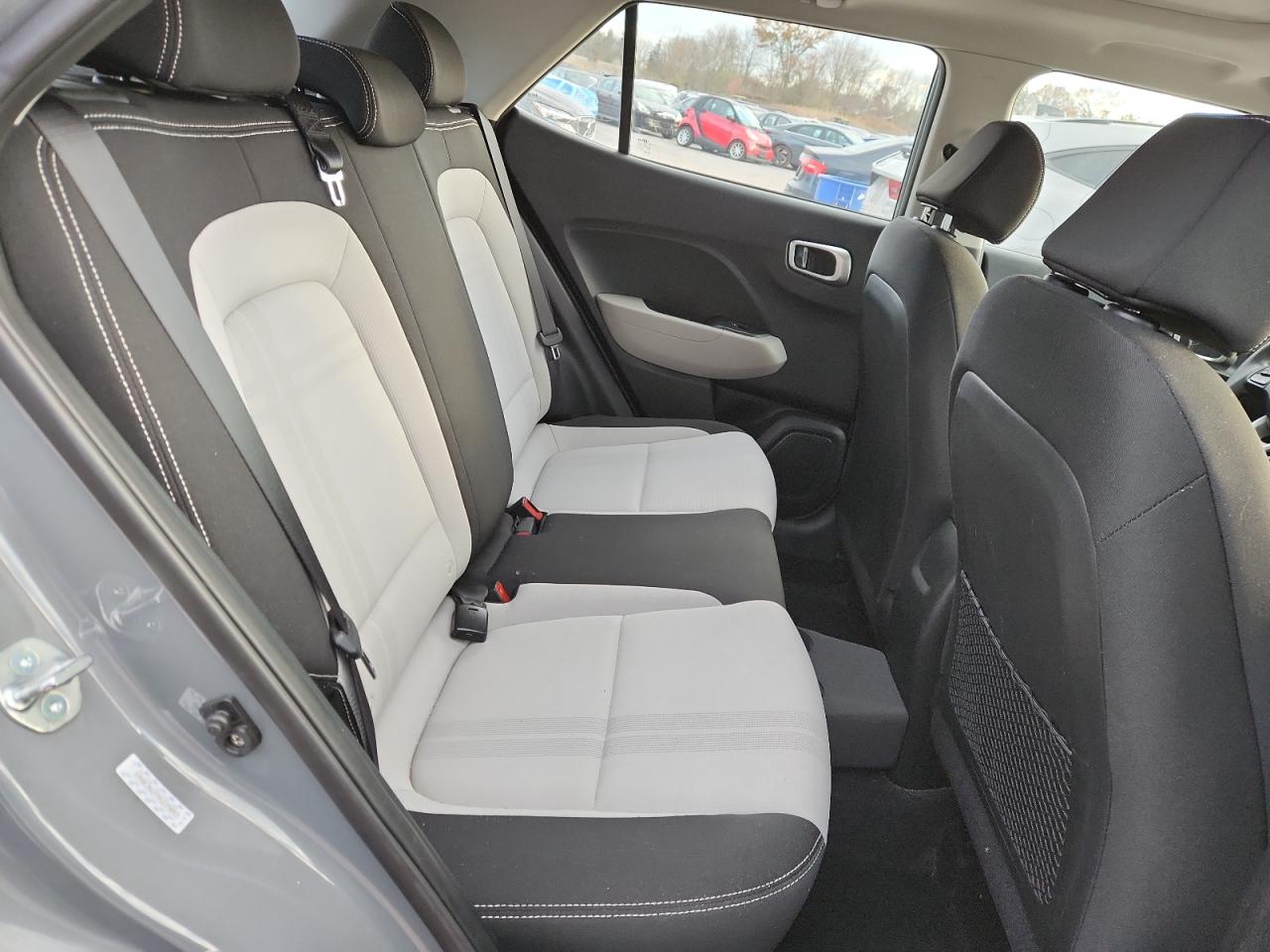 Lot #3315985088 2023 HYUNDAI VENUE SEL