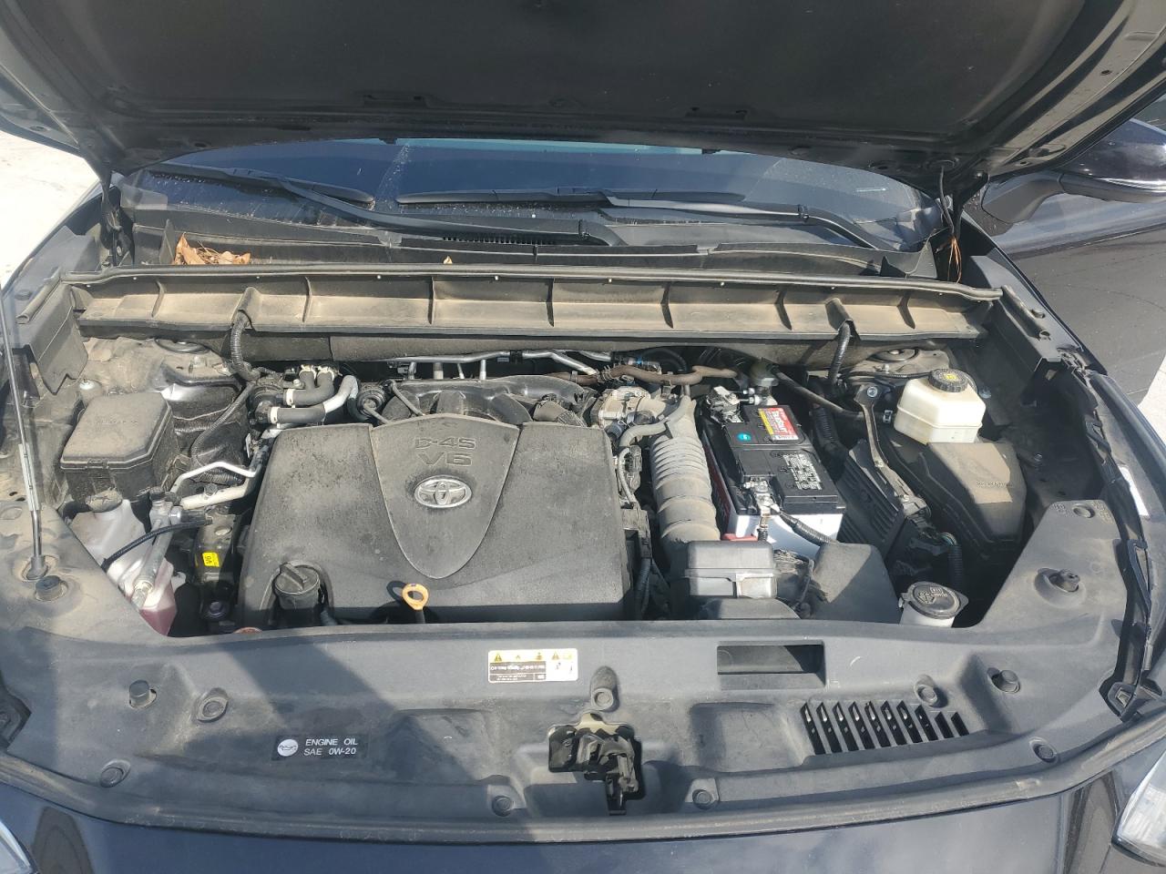 TOYOTA HIGHLANDER PLATINUM