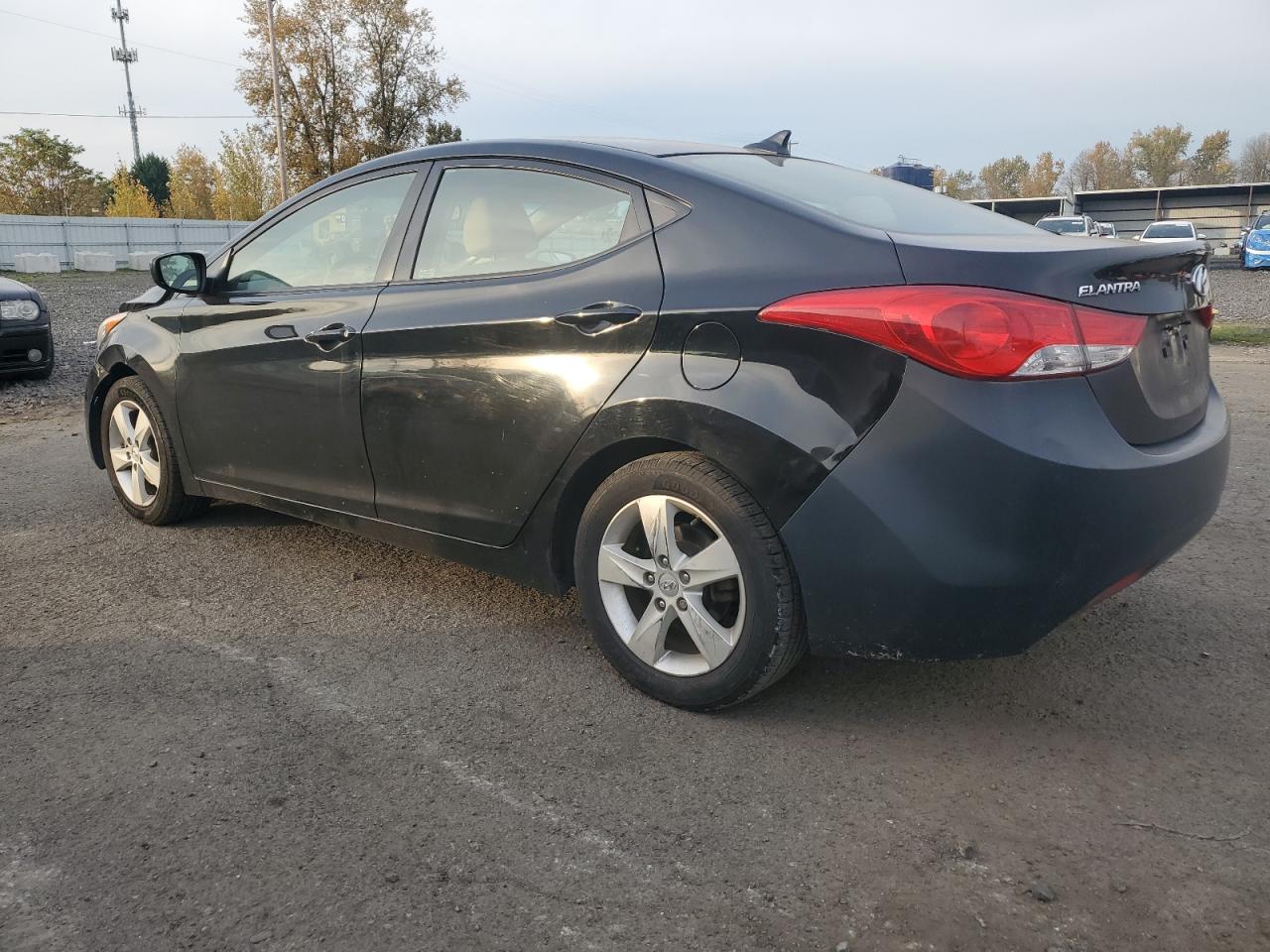 HYUNDAI ELANTRA GLS