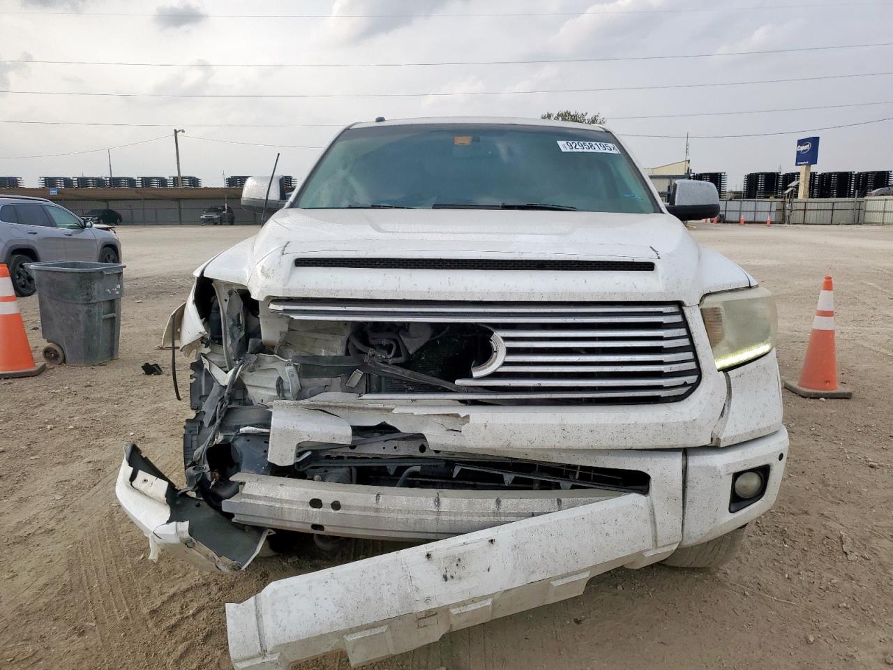 TOYOTA TUNDRA CREWMAX 1794