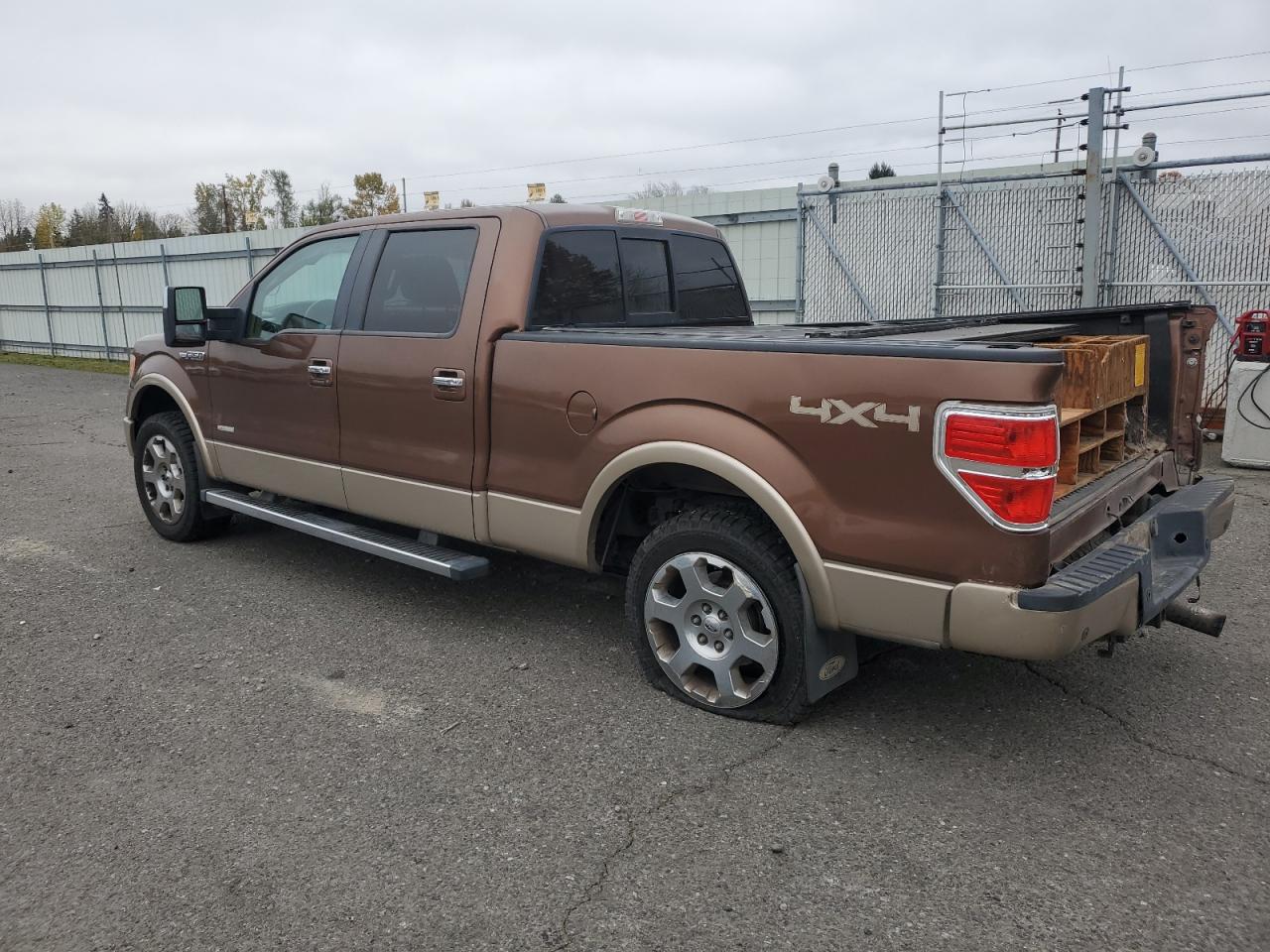 FORD F-150 SUPERCREW