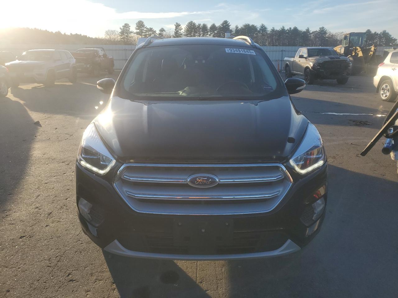 FORD ESCAPE TITANIUM