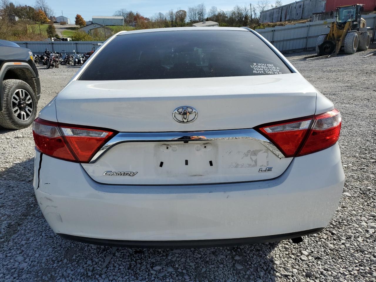 TOYOTA CAMRY LE