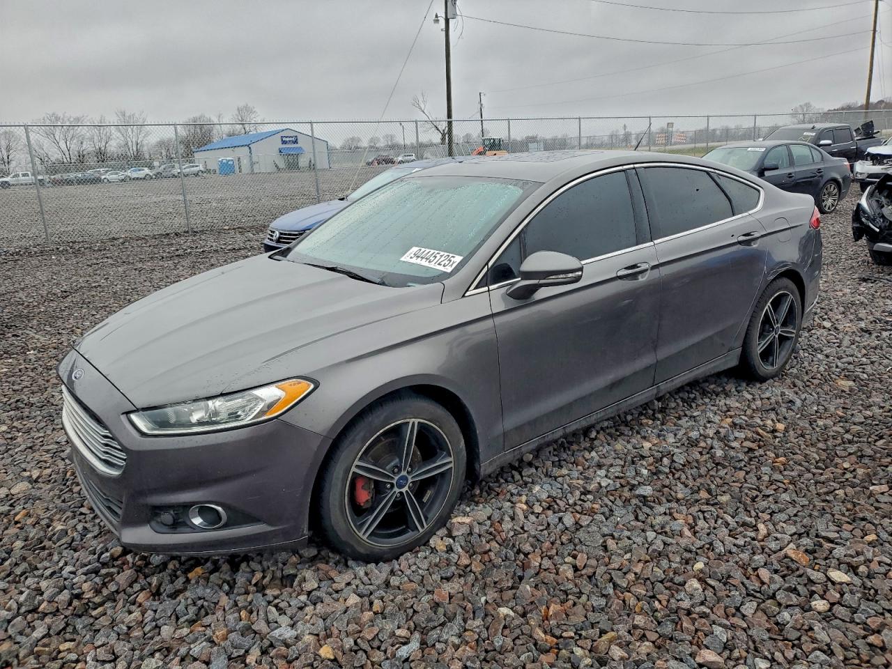 FORD FUSION SE