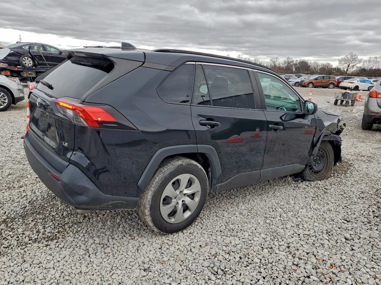 TOYOTA RAV4 LE