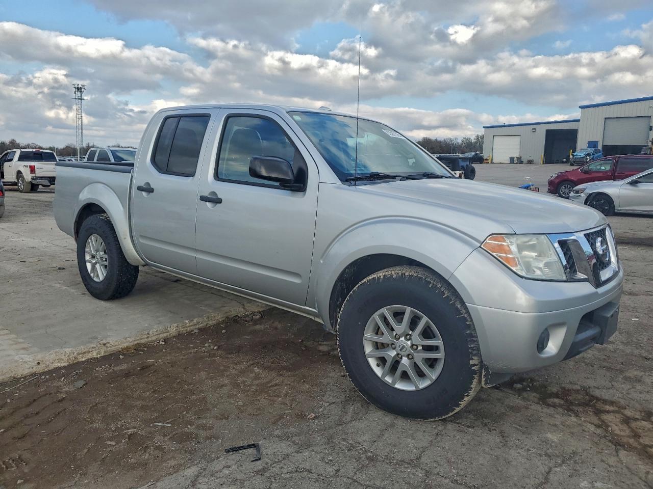 NISSAN FRONTIER S