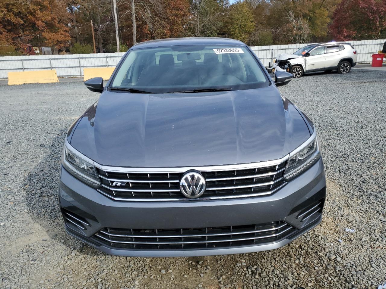 VOLKSWAGEN PASSAT S