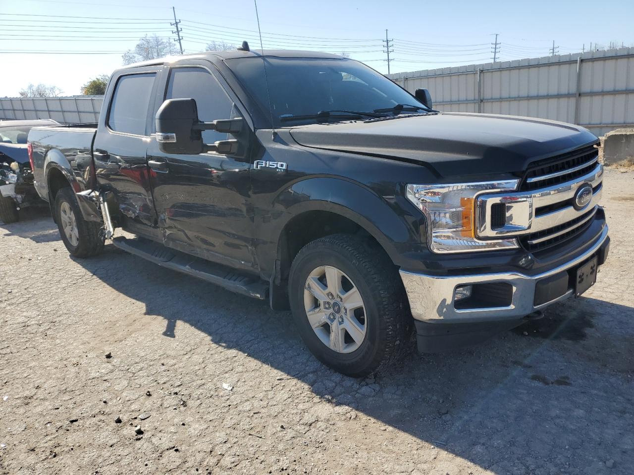 FORD F-150 SUPERCREW