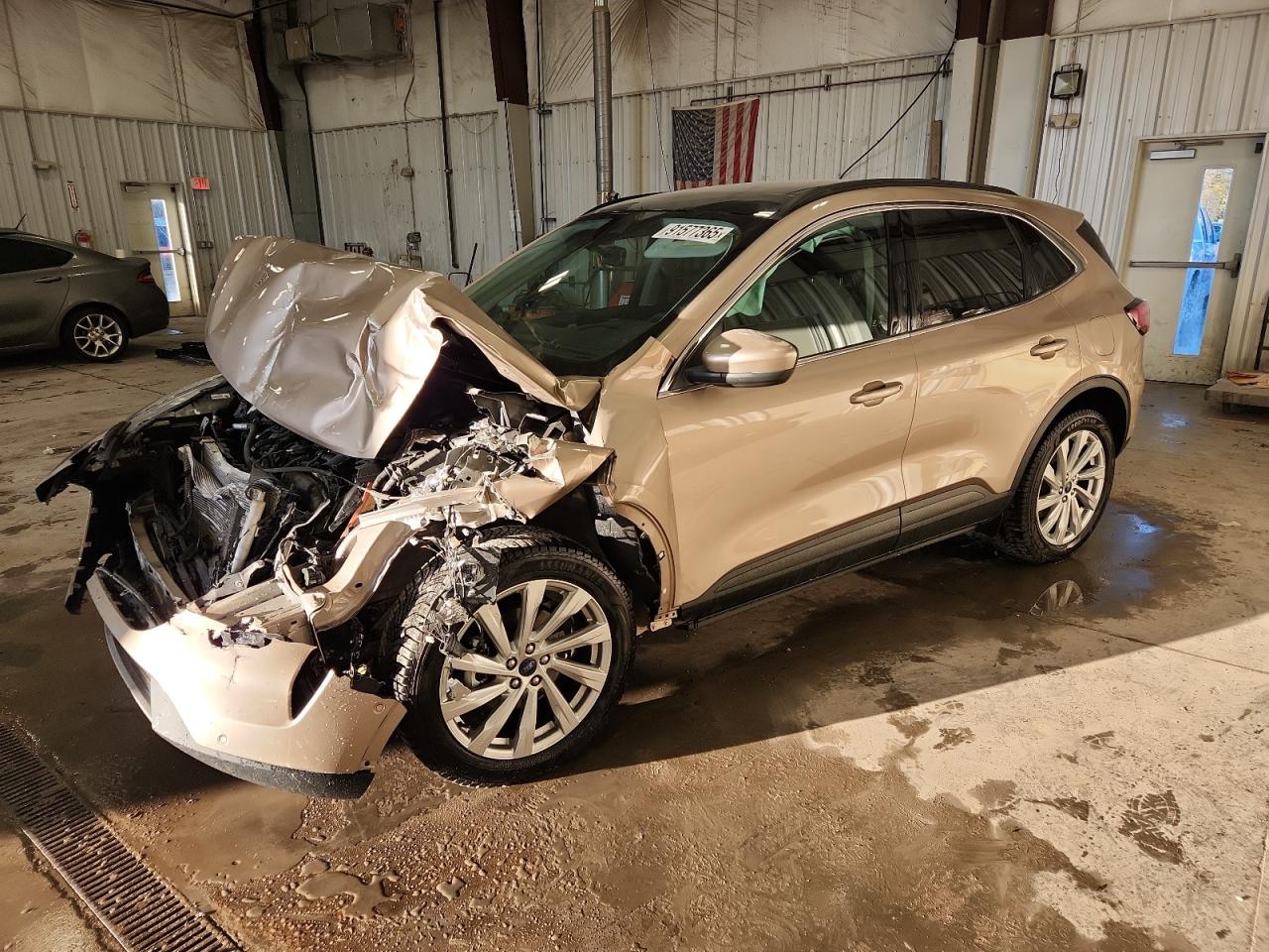 FORD ESCAPE TITANIUM