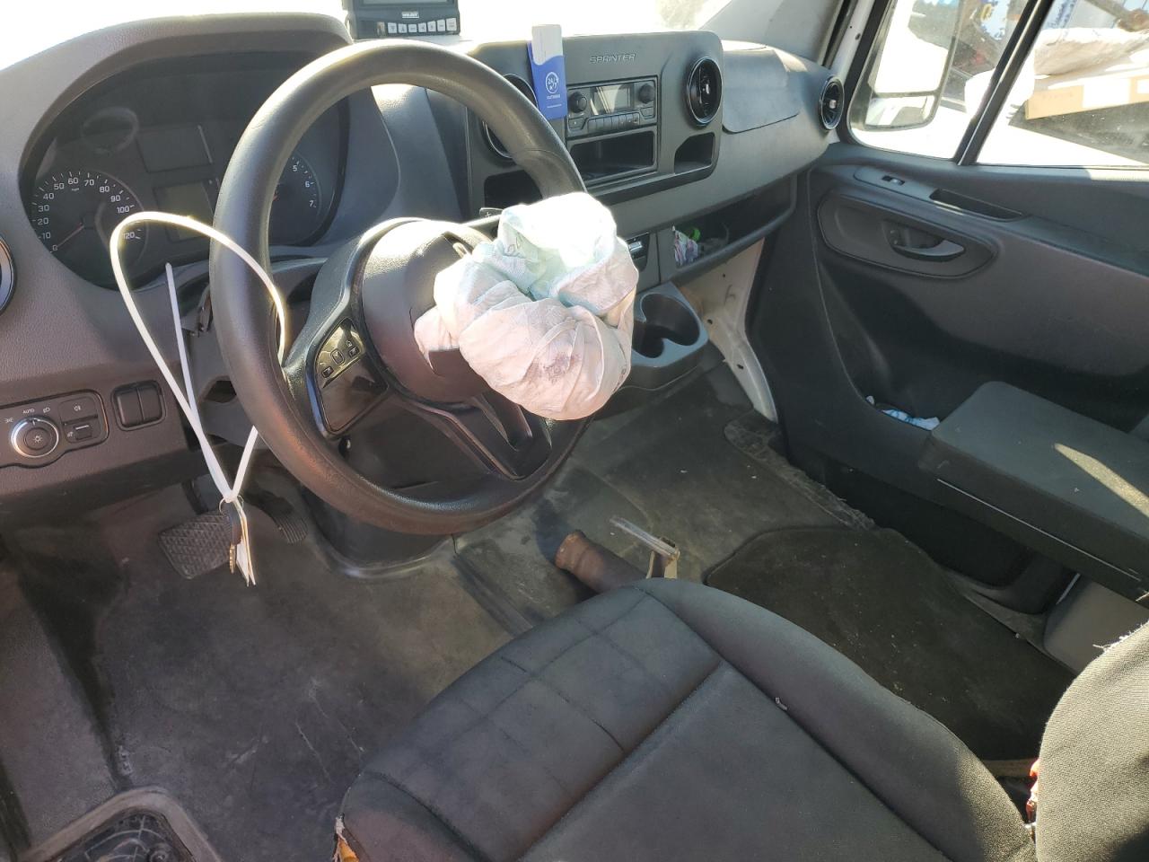 MERCEDES-BENZ SPRINTER 2500