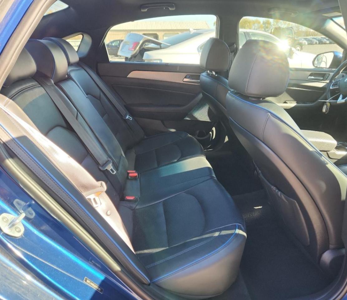 HYUNDAI SONATA SPORT