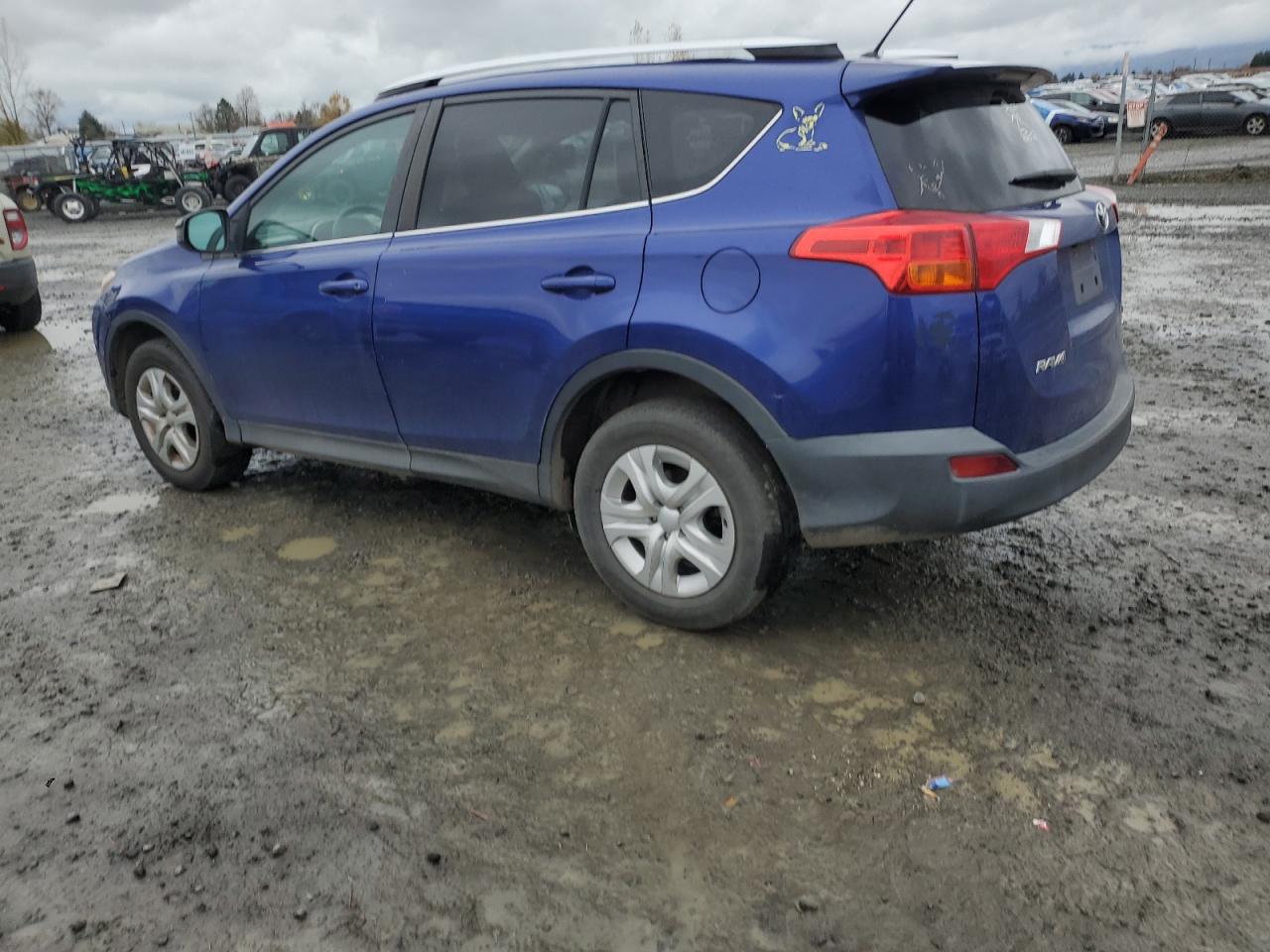 TOYOTA RAV4 LE