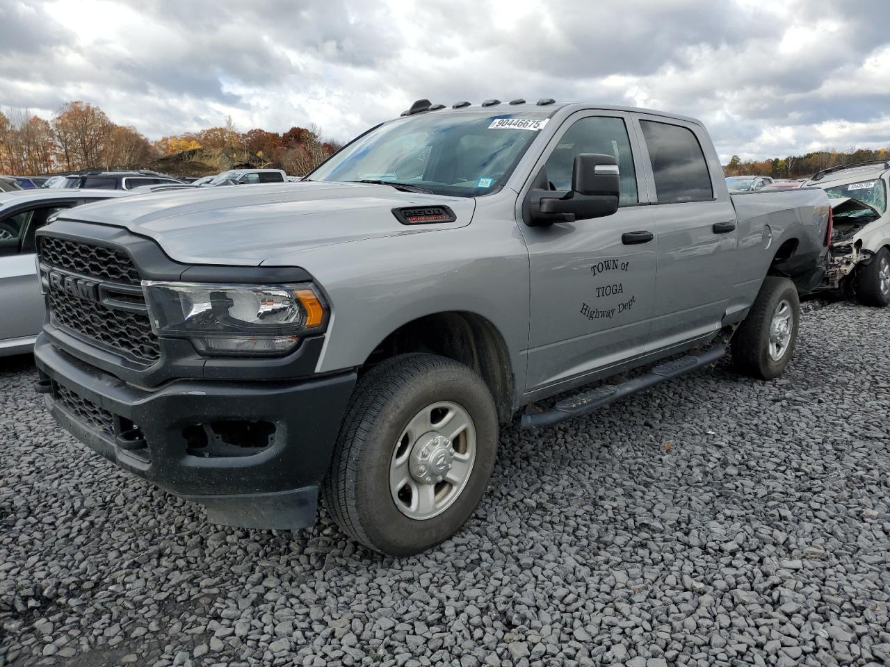 RAM 2500 TRADESMAN