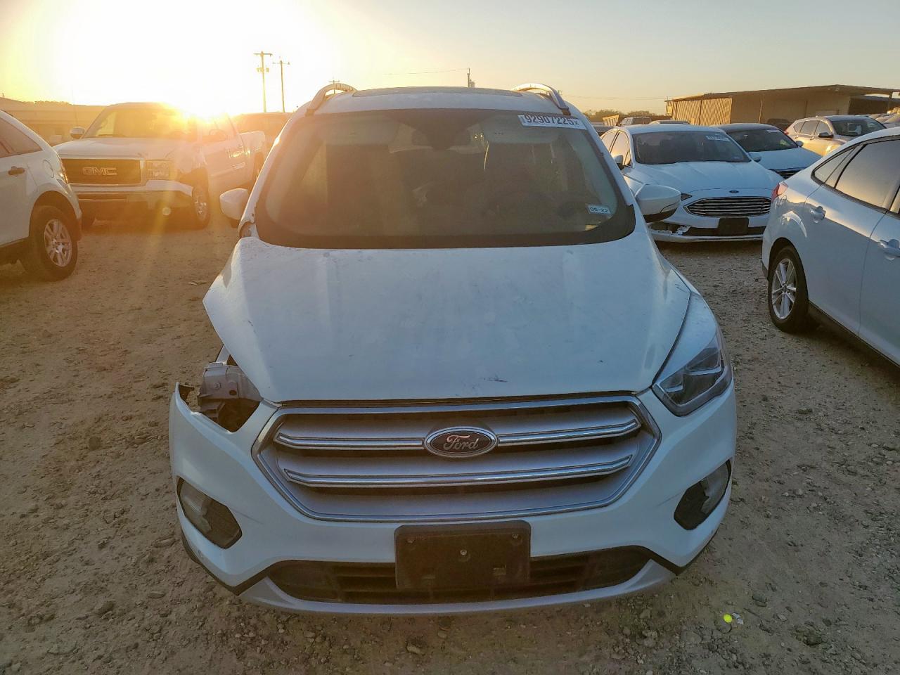 FORD ESCAPE TITANIUM