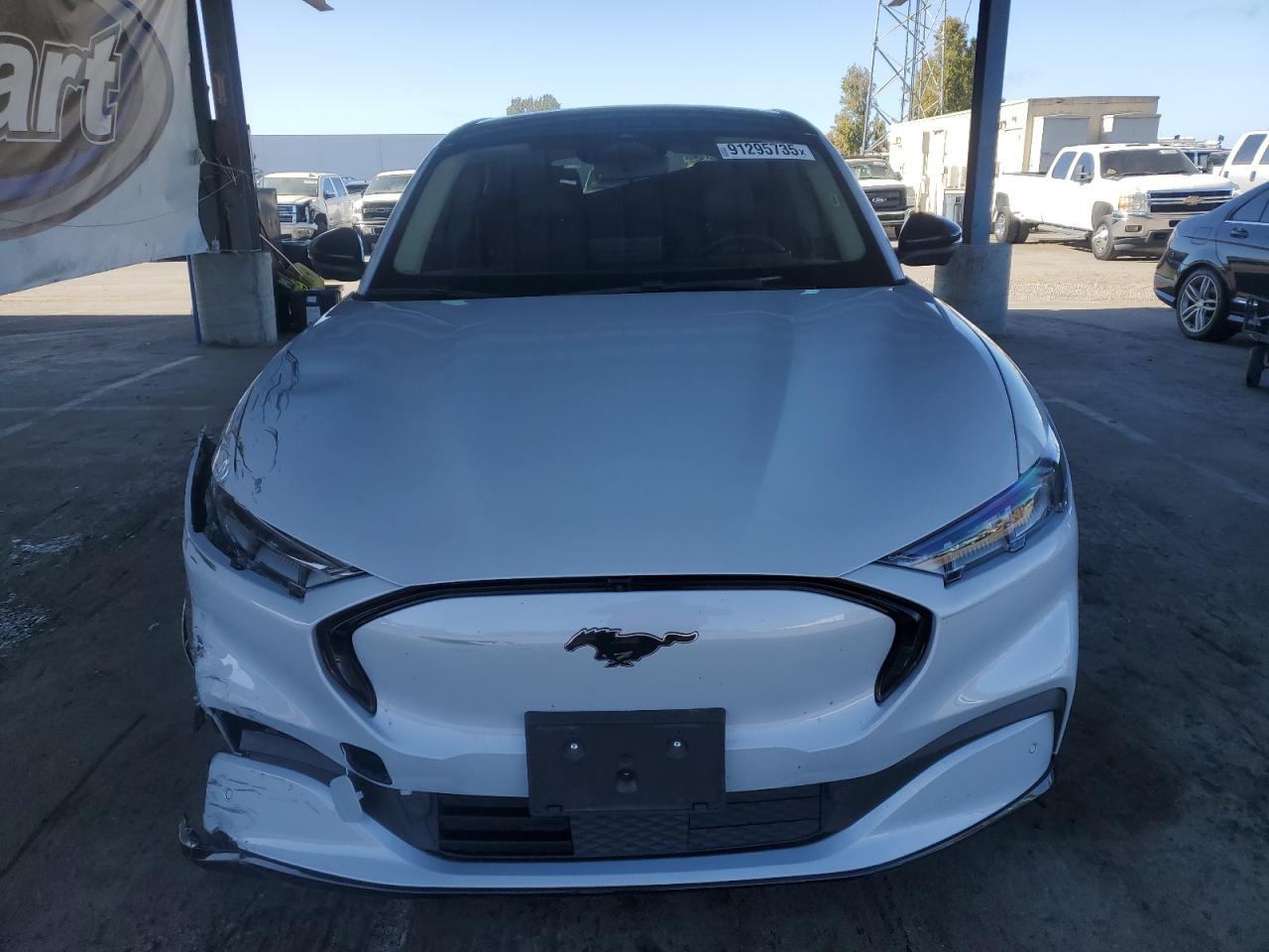 FORD MUSTANG PREMIUM