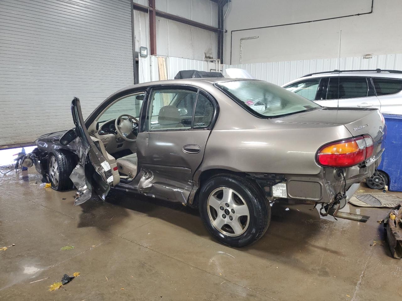 Lot #3301901450 2002 CHEVROLET MALIBU LS