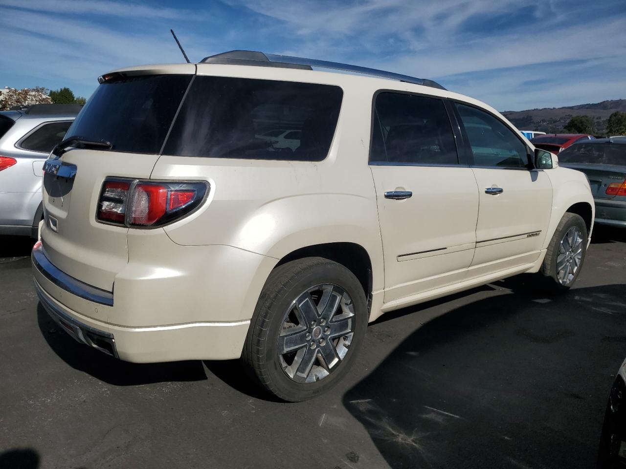 GMC ACADIA DENALI