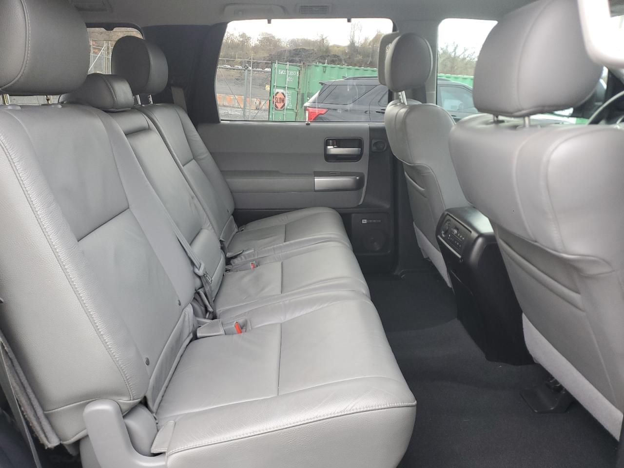 TOYOTA SEQUOIA LIMITED