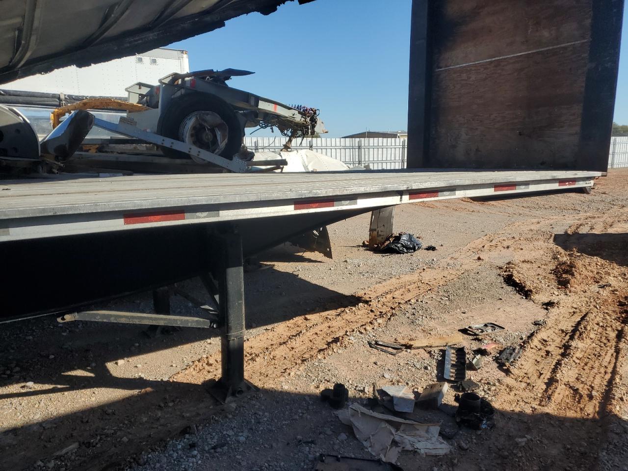 Lot #3290354813 2015 UTILITY UNKNOWN