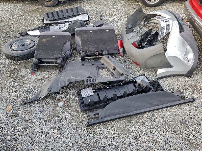 2015 TOYOTA RAV4 XLE #3309635089