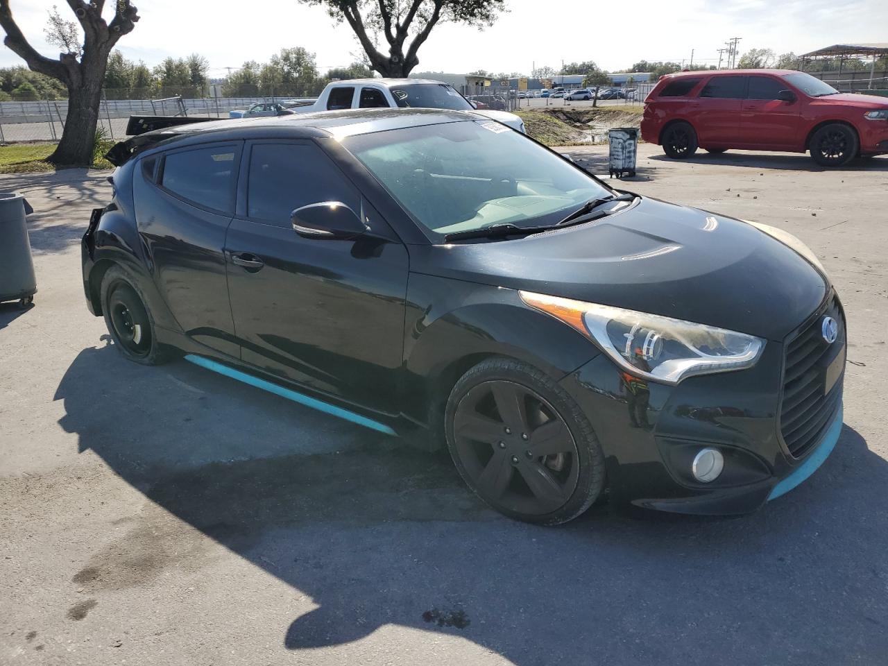 HYUNDAI VELOSTER TURBO
