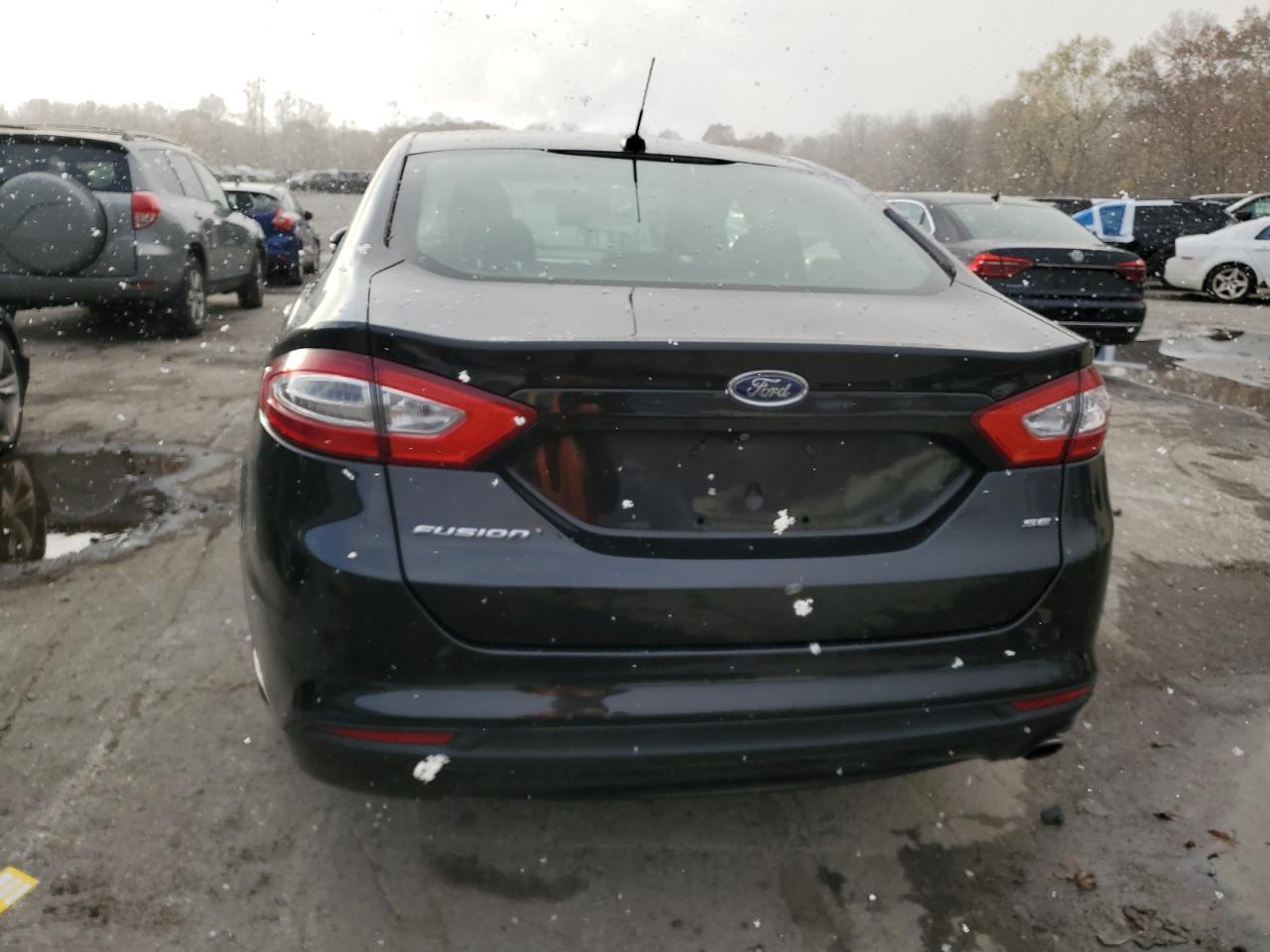 FORD FUSION SE
