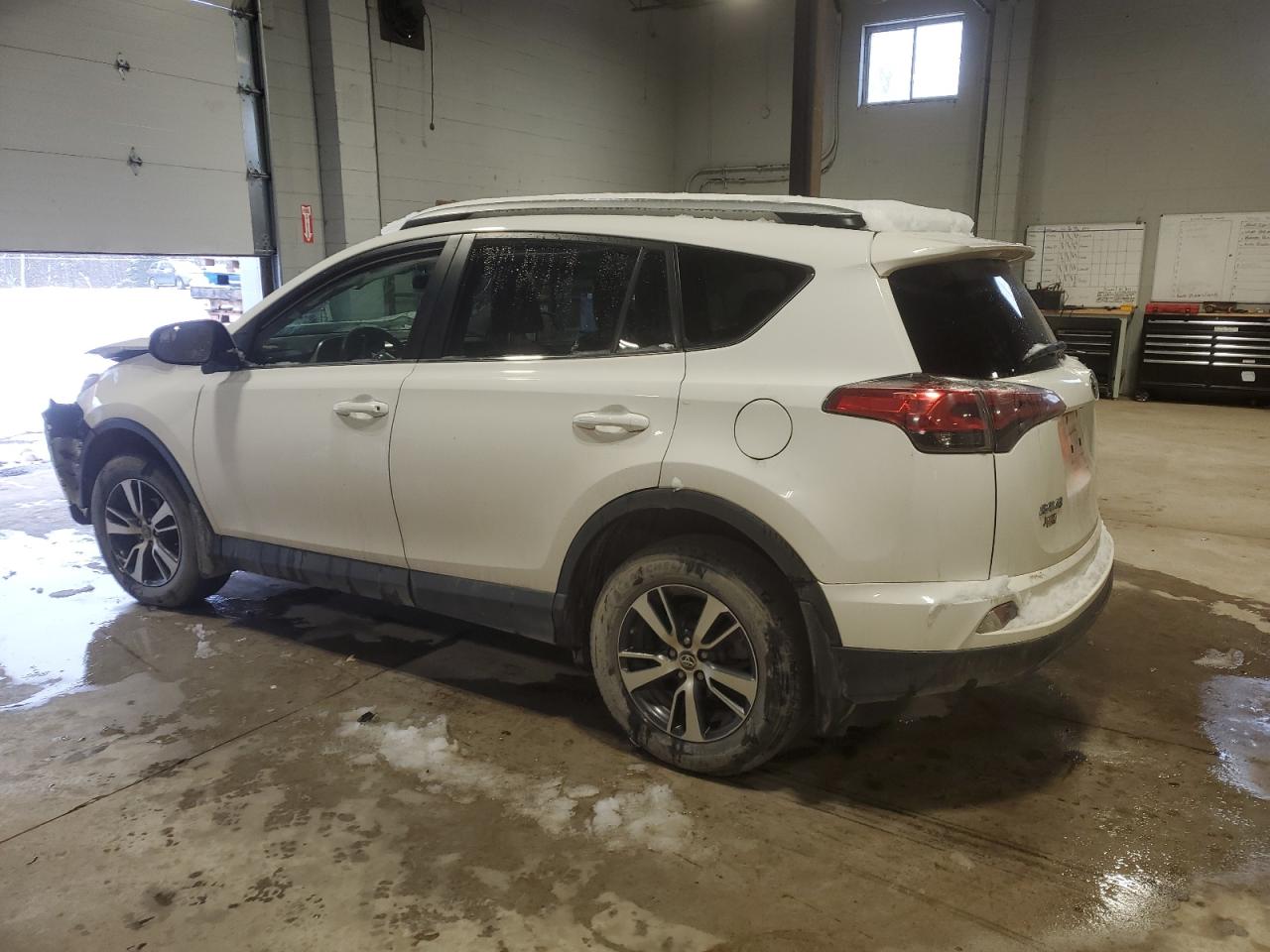 TOYOTA RAV4 LE