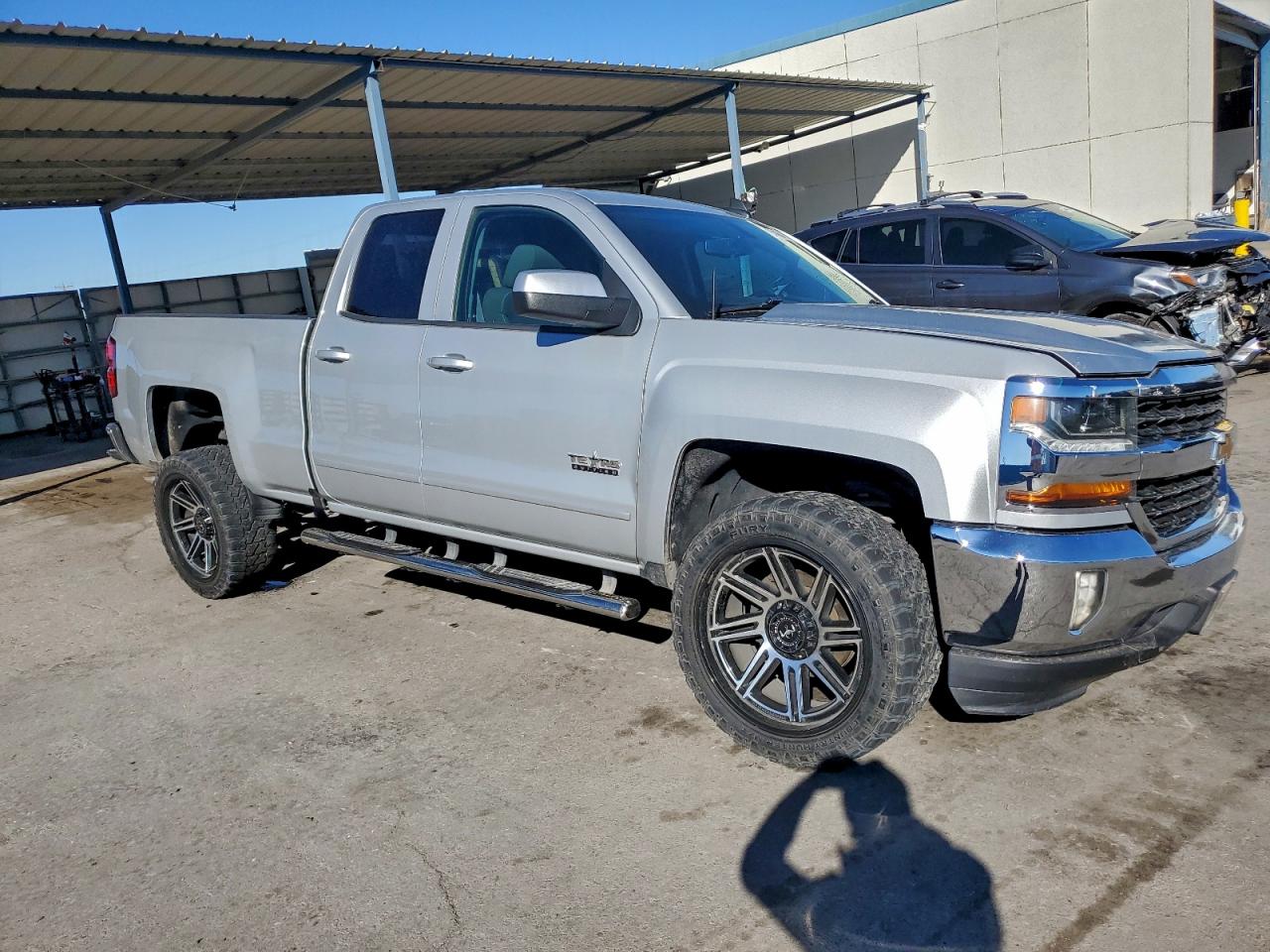 CHEVROLET SILVERADO C1500 LT