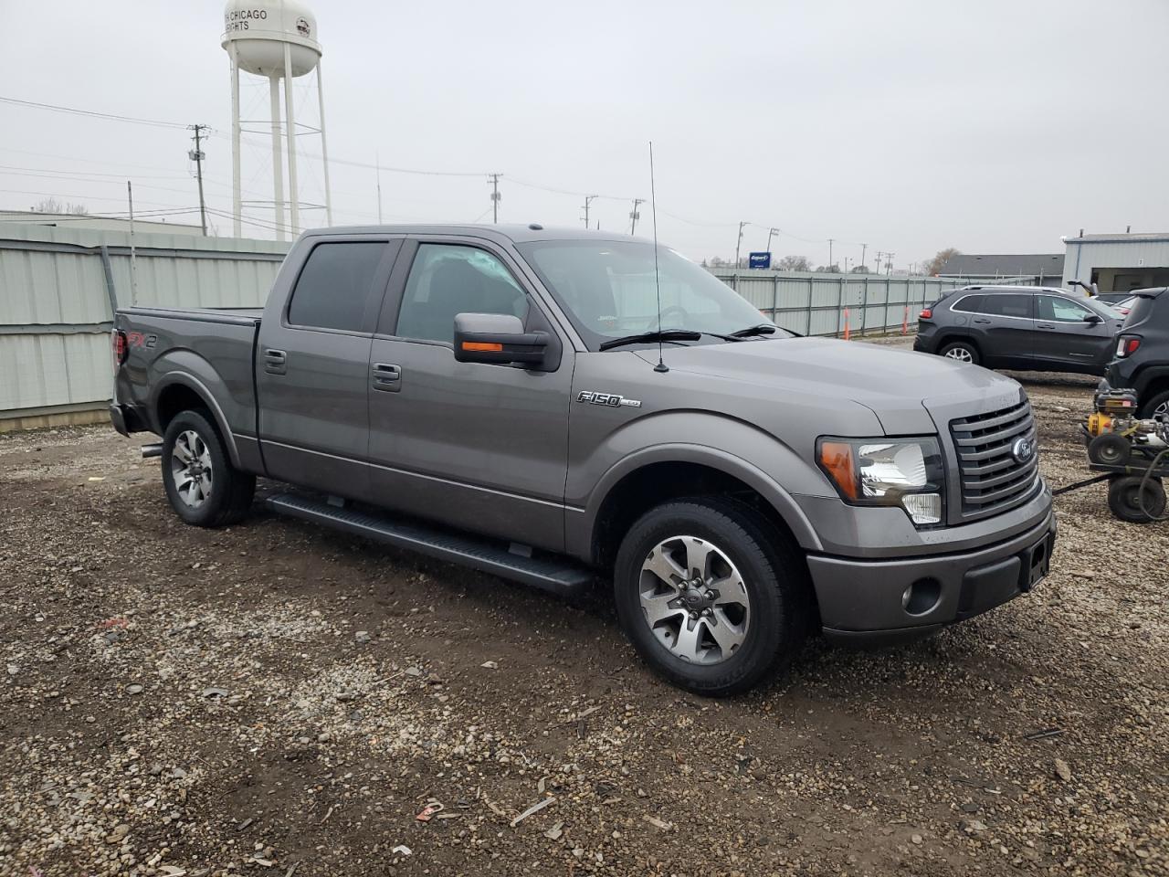 FORD F-150 SUPERCREW
