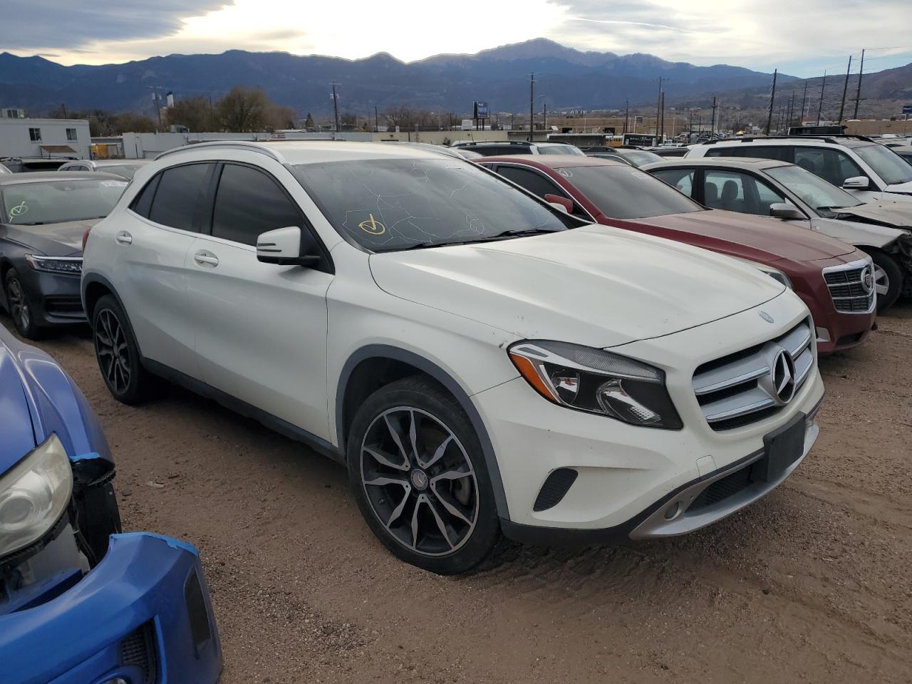 MERCEDES-BENZ GLA-CLASS 250 4MATIC