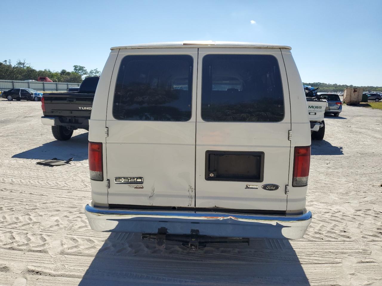 FORD ECONOLINE E350 SUPER DUTY WAGON