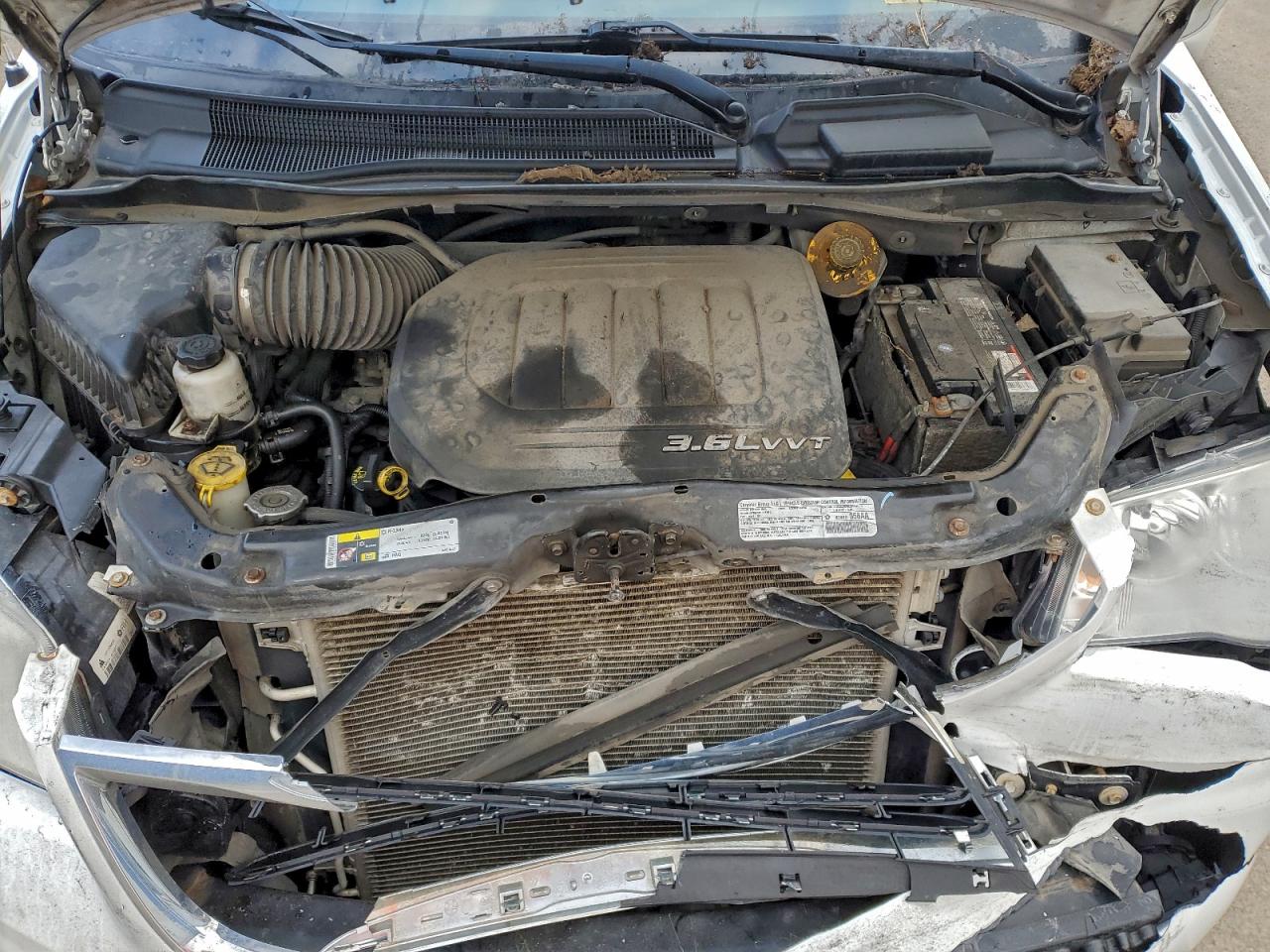 CHRYSLER TOWN & COUNTRY TOURING